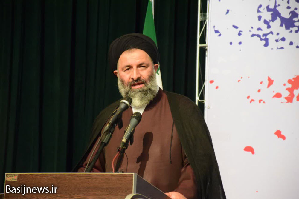 انقلاب اسلامی ایران هژمونی حقوق بشر آمریکایی را به چالش کشیده است