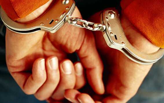 دستگیری ۳ توزیع کننده مواد مخدر در رزن