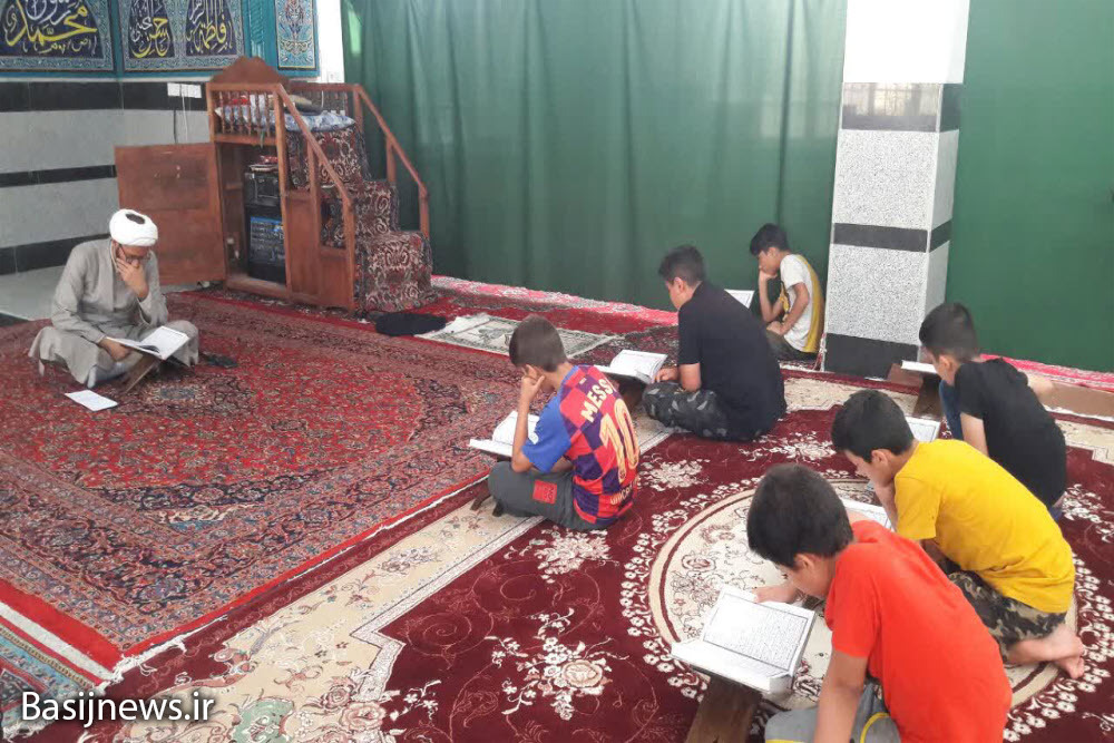 برگزاری برنامه‌های تربیتی در پایگاه حضرت زهرا (س) بهار