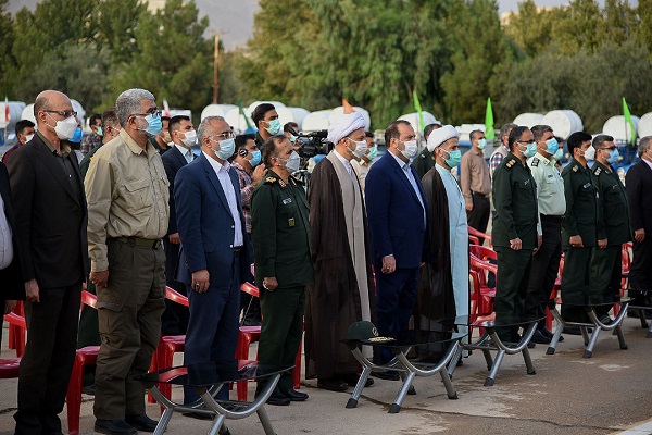مراسم توزیع ۴۰۰ جهیزیه به نوعروسان و ۲ هزار تانکر آب میان نیازمندان فارس