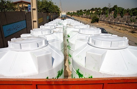 ارسال ۲۰۰ مخزن آب به خوزستان