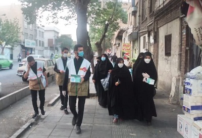 توزیع ماسک و بروشور در بین اهالی ناحیه مالک اشتر