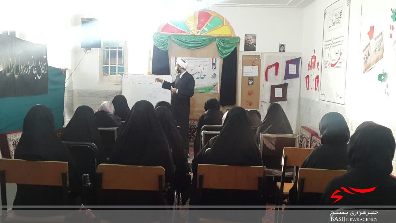 برگزاری کارگاه آموزشی خانه سبز در پایگاه بسیج شهداء