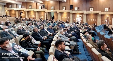 آیین تجلیل از مداحان بسیجی و خانواده‌های شهدا برگزار شد