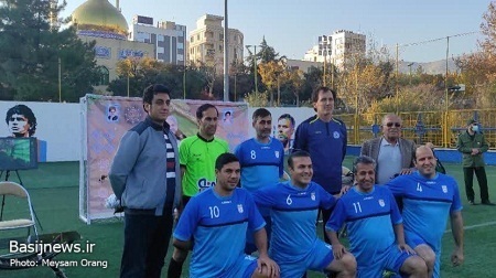مسابقه فوتبال‌ پیشکسوتان‌ تیم‌ ملی‌ و پیشکسوتان فرماندهان‌ ناحیه قدس‌