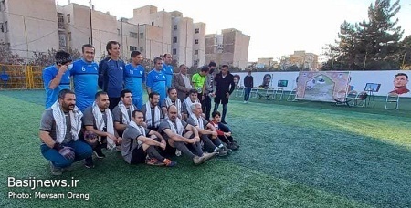 مسابقه فوتبال‌ پیشکسوتان‌ تیم‌ ملی‌ و پیشکسوتان فرماندهان‌ ناحیه قدس‌