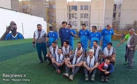 مسابقه فوتبال‌ پیشکسوتان‌ تیم‌ ملی‌ و پیشکسوتان فرماندهان‌ ناحیه قدس‌