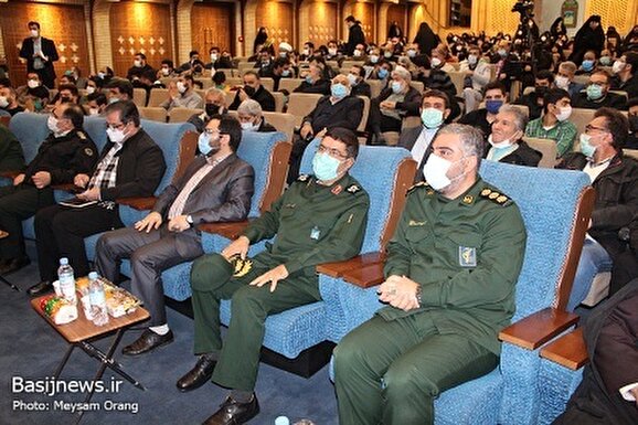 آیین تجلیل از دست اندرکاران طرح شهید سلیمانی و پیشکسوتان بسیجی منطقه هفت تهران