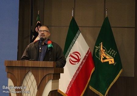 آئین تجلیل از فعالان عرصه خدمت به شهدای روحانی کشور در همایش طلایه داران ظهور