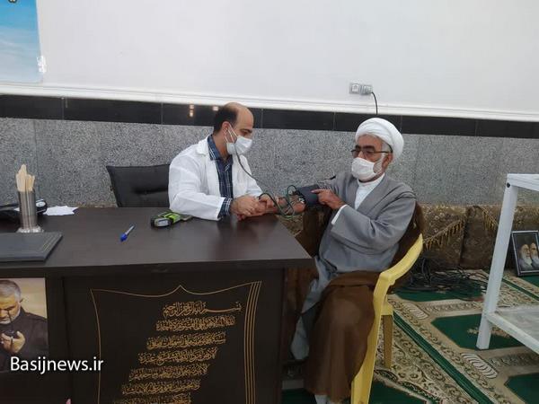 برپایی ایستگاه سلامت و ویزیت رایگان توسط گروه جهادی شهید رنجبر در دلوار برپایی ایستگاه سلامت و ویزیت رایگان توسط گروه جهادی شهید رنجبر در دلوار