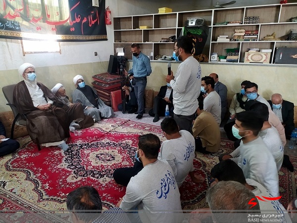 بازدید آیت الله صفایی بوشهری از روستای شول دشتستان و بررسی مشکلات این روستا