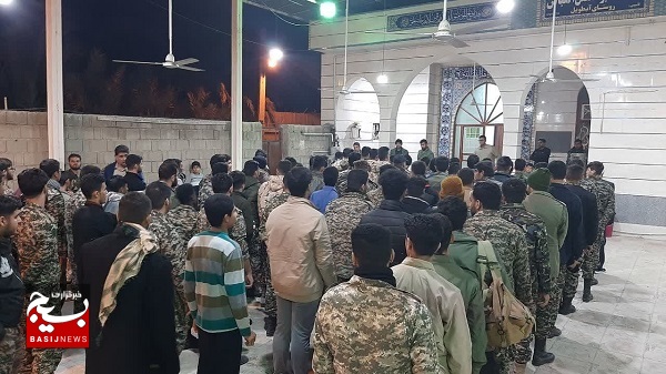 اجرای موفق پیاده روی تاکتیکی شبانه حوزه امام خمینی (ره) دویره