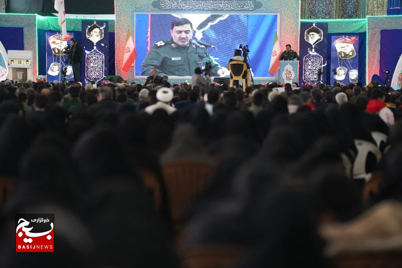 آئین پاسداشت سردار بدون مرز در سیرجان برگزار شد