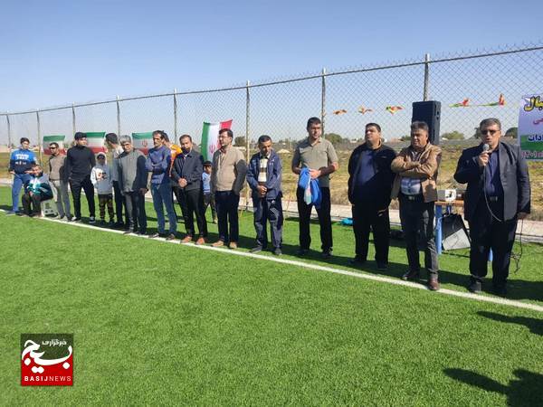 برگزاری مسابقه فوتسال جام فجر در پایگاه مقاومت بسیج قمر بنی هاشم روستای گورک سادات