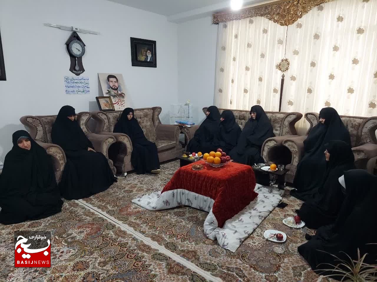 یادواره خانگی شهدا در منزل شهید مدافع حرم برگزار شد یادواره خانگی شهدا در منزل شهید مدافع حرم برگزار شد