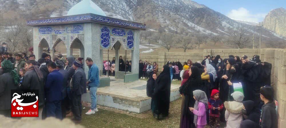 همایش پیاده روی به مناسبت  دهه مبارک فجر در روستای درغک