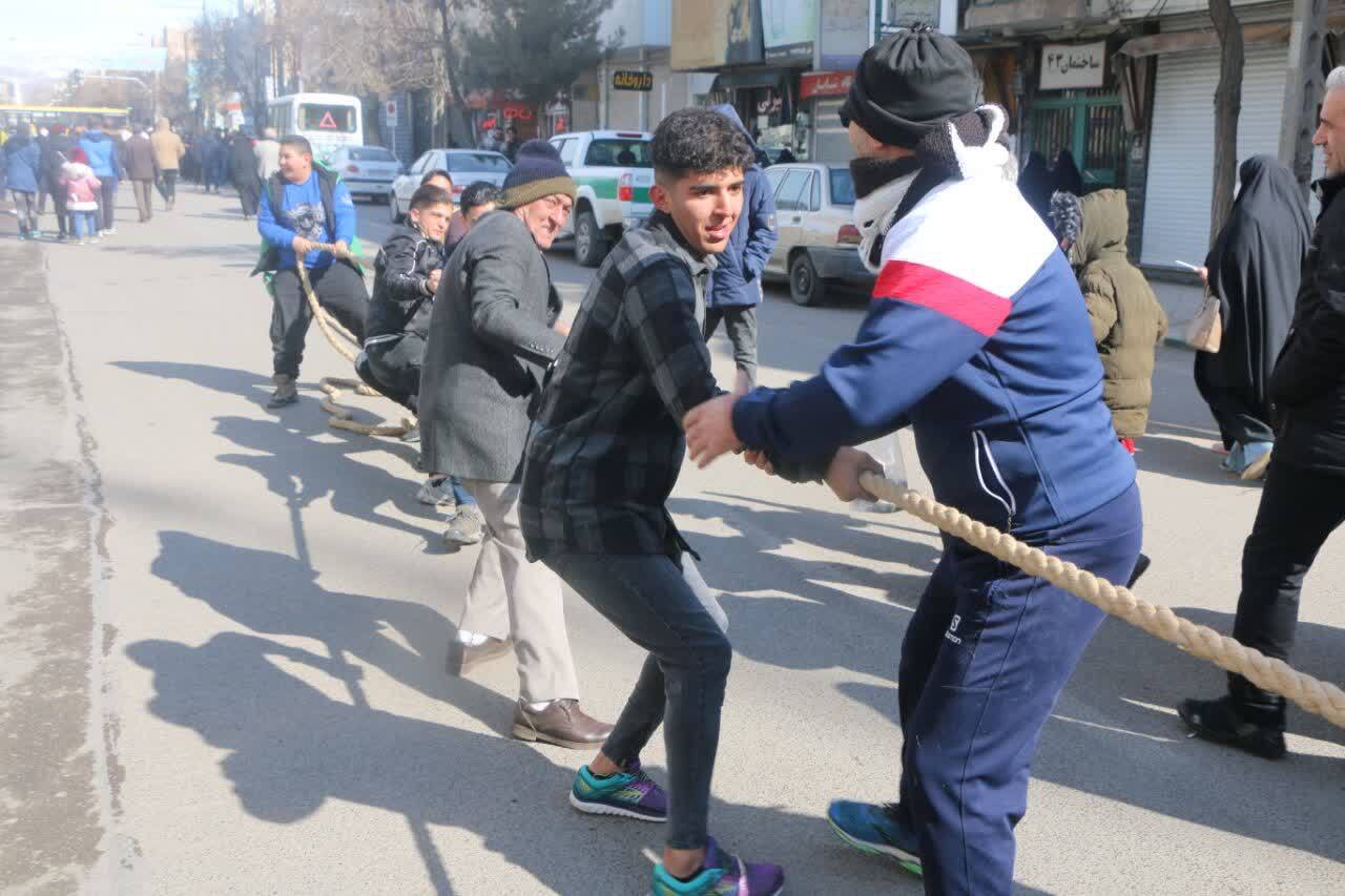 حضور گسترده و پرشور جامعه بزرگ ورزش و جوانان استان زنجان در راهپیمایی یوم الله 22 بهمن