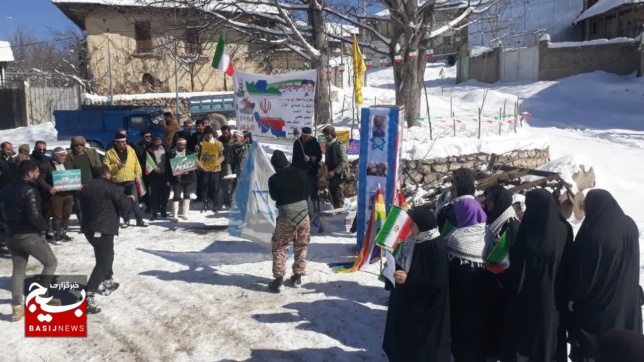 گرمای حضور مردم روستای پیته نو در دمای زیر صفر درجه