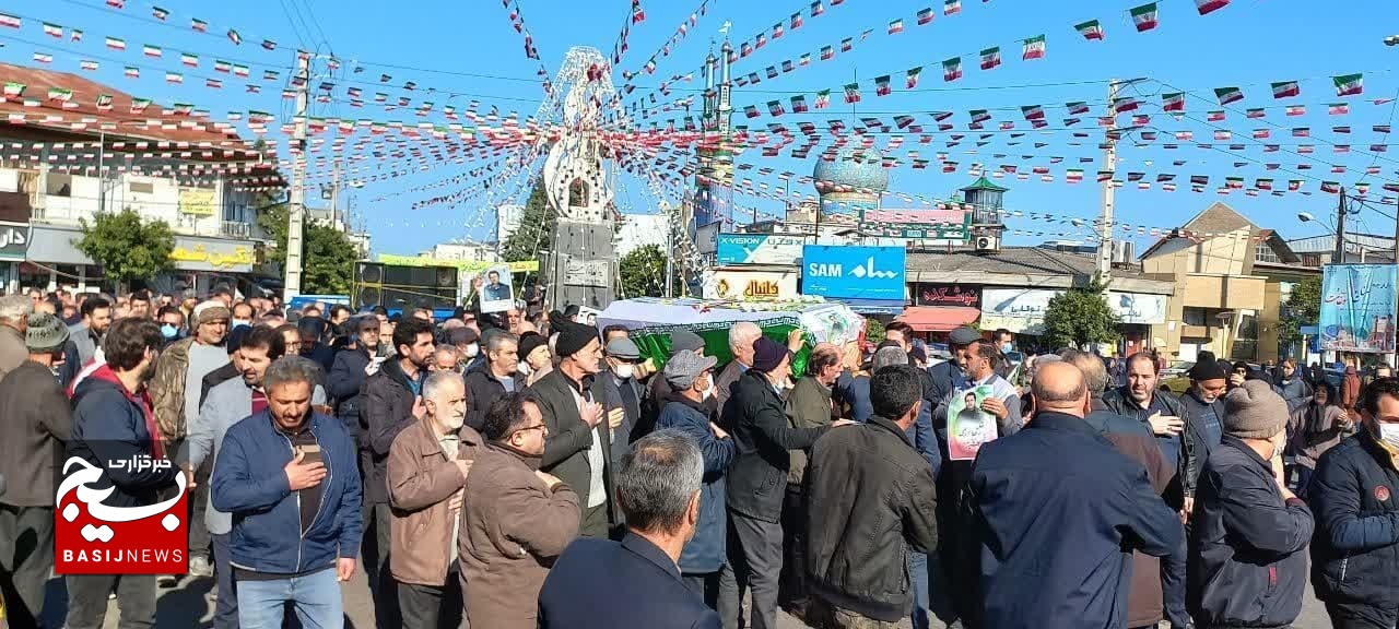 پیکرمطهر جانباز پاسدار شهید خلیل رجبی در تنکابن تشییع شد