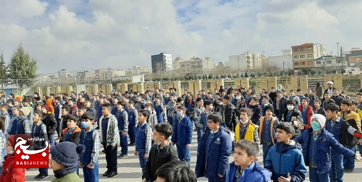 زنگ حماسه در مدارس مازندران به صدا در آمد