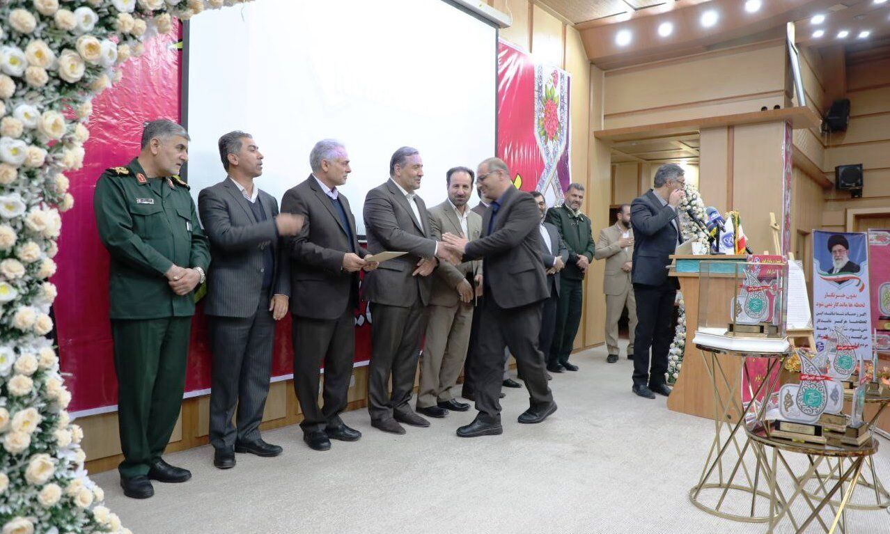 خبرنگاران مرکز ایلام در هشتمین جشنواره رسانه ای ابوذر حائز رتبه های برتر شدند