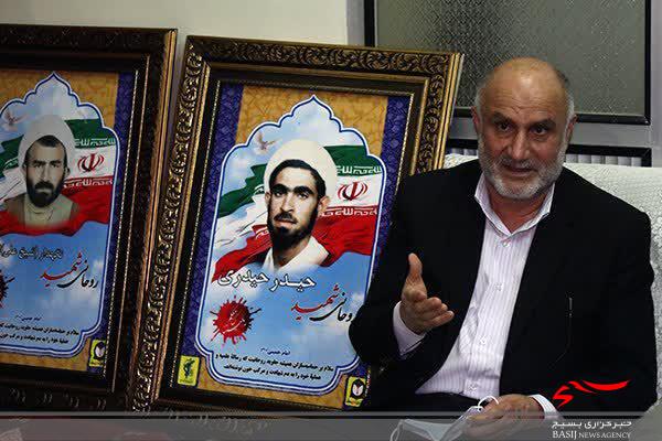 دیدار مسئولین استان بوشهر با سه خانواده شهید روحانی دیدار مسئولین استان بوشهر با سه خانواده شهید روحانی