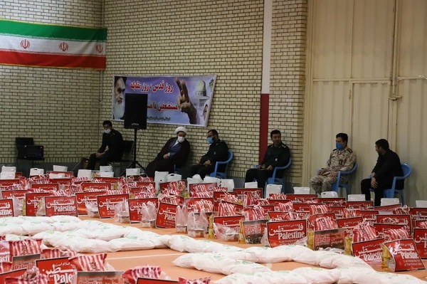 توزیع 400 بسته معیشتی در بین نیازمندان شهرستان نمین