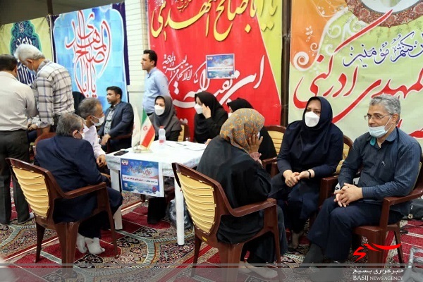 برپایی میز خدمت در رزمایش جهادگران فاطمی استان بوشهر