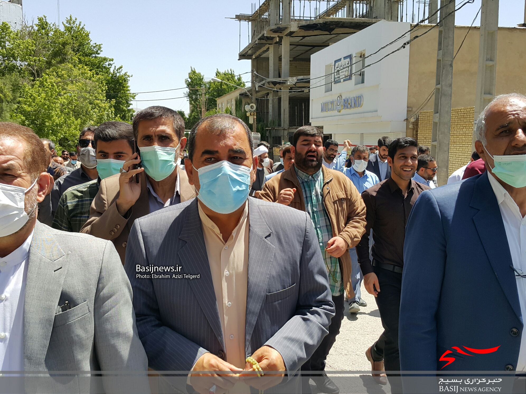 راهپیمایی نمازگزاران یاسوجی در حمایت از طرح اصلاحات اقتصادی و انزجار از دشمنان و مخلان اقتصادی