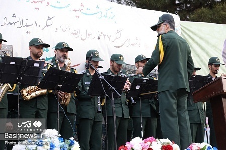 بزرگداشت شهیدان همت و رستگار در گلزار شهدای بهشت زهرا (س)
