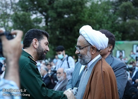 بزرگداشت شهیدان همت و رستگار در گلزار شهدای بهشت زهرا (س)
