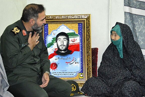 دیدار با خانواده شهیدان روحانی علی رمضانی و محمد رسالتی در شهرستان بجنورد