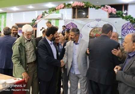 نشست صمیمی پیشکسوتان تیپ دوم آل محمد(ص)