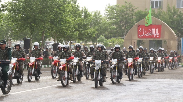 رژه مشترک نیروهای مسلح در اردبیل