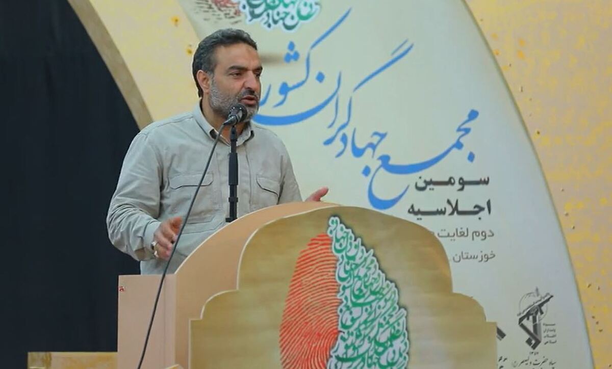 منتخبین سومین مجمع عالی جهادگران کشور صدای رسای جهادگران باشند