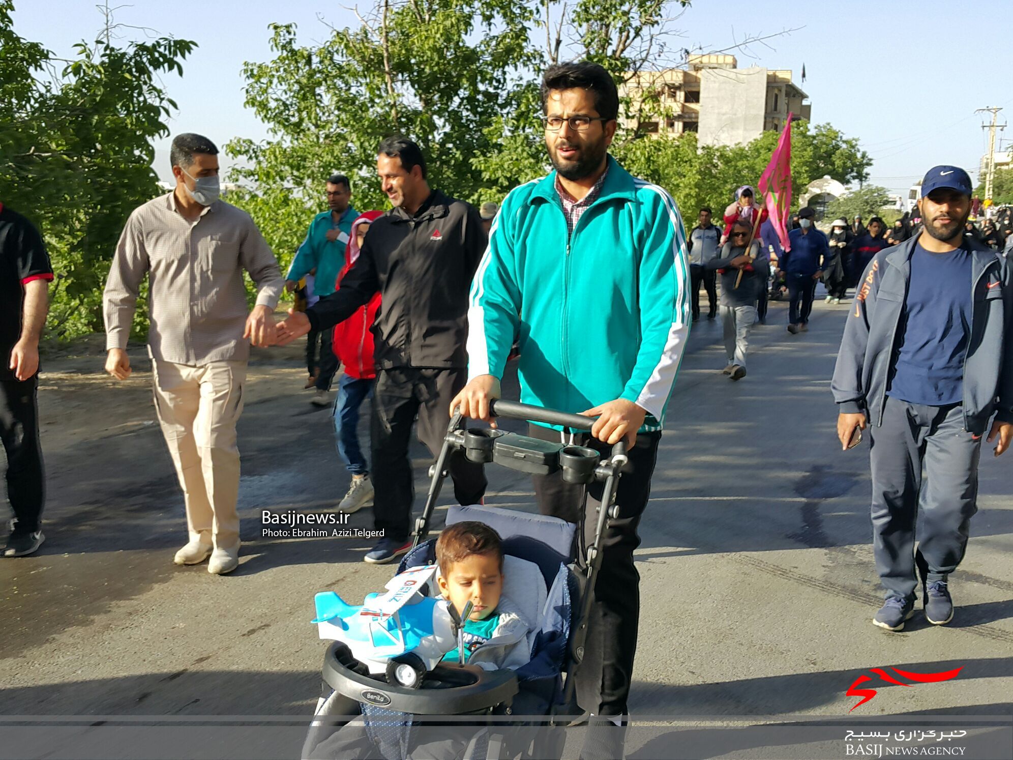 همایش پیاده روی خانواده های کارکنان و پاسداران سپاه فتح کهگیلویه و بویراحمد