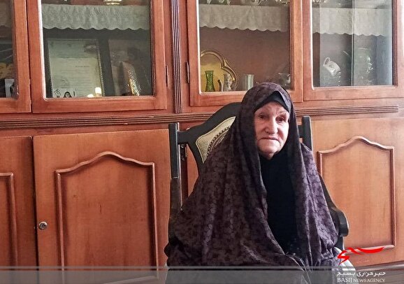 وقتی تمام مردان یک خانه به جبهه میروند