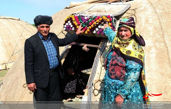 آرد و نان مورد نیاز عشایر تامین می‌شود