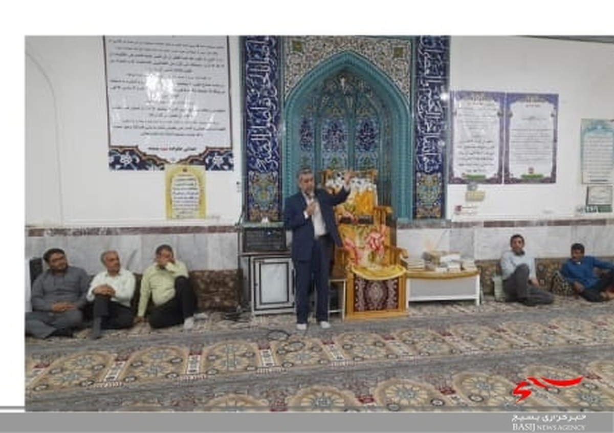 حضور فرماندار دشتی در جمع نمازگزاران مسجد امام حسن مجتبی