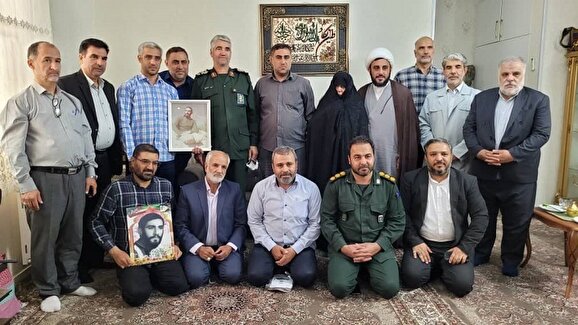 سردار حاج علی فضلی به دیدار خانواده شهدای شهرستان ری رفت