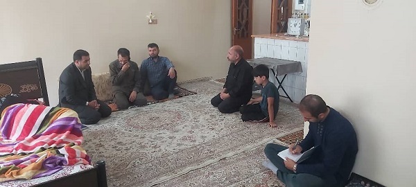 دیدار با خانواده شهید «تقی زاده» در اردبیل