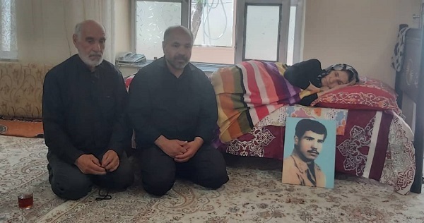 دیدار با خانواده شهید &laquo;تقی زاده&raquo; در اردبیل