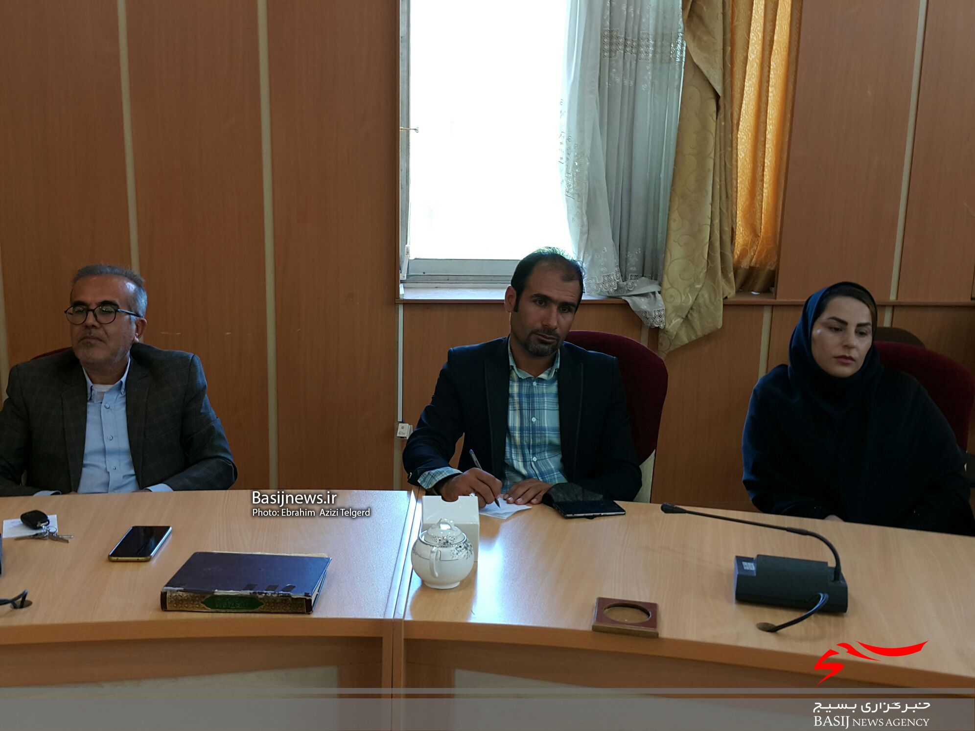 مجوز راه اندازی تشکل های مردم نهاد براساس تخصص افراد صادر می شود/ نگاه سیاسی به تشکل های مردم نهاد نداریم/ رونمایی از طرح امو ربانوان استانداری در هفته دولت