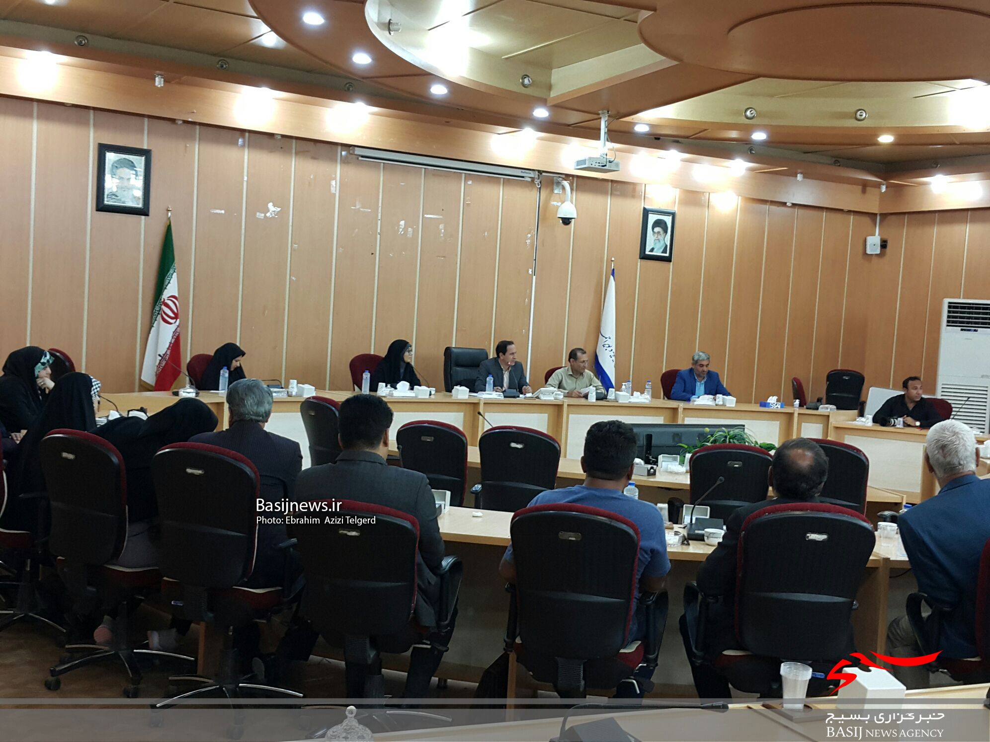 مجوز راه اندازی تشکل های مردم نهاد براساس تخصص افراد صادر می شود/ نگاه سیاسی به تشکل های مردم نهاد نداریم/ رونمایی از طرح امو ربانوان استانداری در هفته دولت