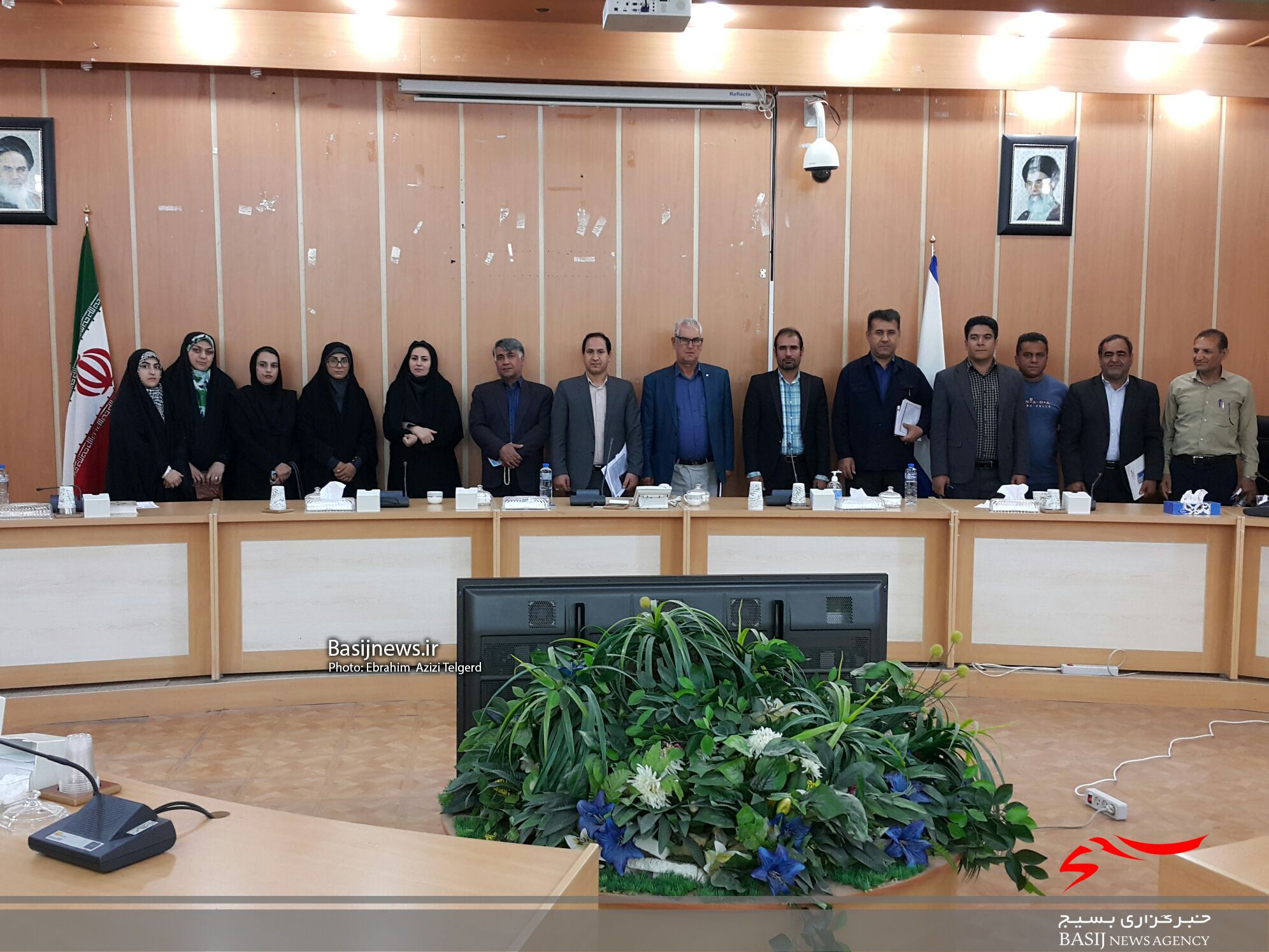 نشست هم اندیشی مدیران عامل تشکل های مردم نهاد استان / مجوز راه اندازی تشکل های مردم نهاد در کهگیلویه و بویراحمد براساس تخصص افراد صادر می شود + ( تصاویر  )