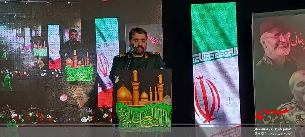 رسانههای استکبار جهانی در تلاش برای کتمان دستاوردهای شهدا هستند رسانههای استکبار جهانی در تلاش برای کتمان دستاوردهای شهدا هستند