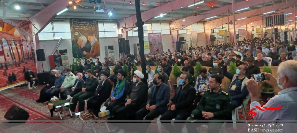 رسانههای استکبار جهانی در تلاش برای کتمان دستاوردهای شهدا هستند رسانههای استکبار جهانی در تلاش برای کتمان دستاوردهای شهدا هستند