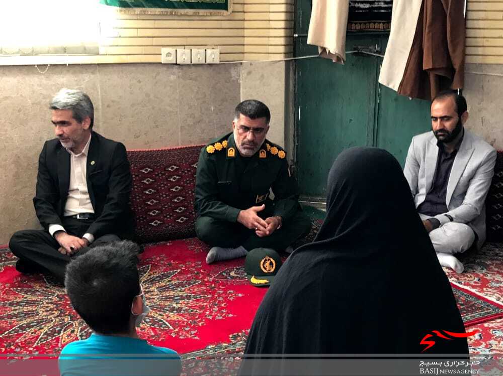 برگزاری میز خدمت سازمان بسیج حقوقدانان سپاه فتح در روستای سروک