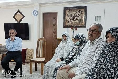 سومین دیدار با حضور جمعی از اساتید، قاریان و مدیران قرآنی با خانواده شهید قرآنی حسن کوهستانی