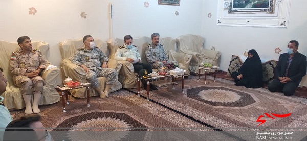 دیدار فرماندهان نیروهای مسلح از خانواده شهیدان و جانبازان دوران دفاع مقدس